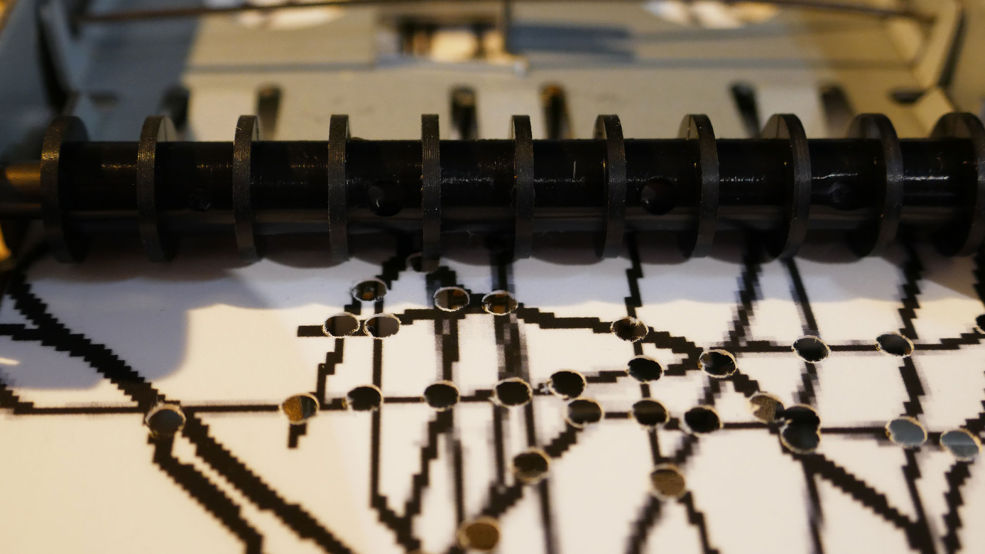 2025-04-24 2 Spieluhren Aufnehmen Tape 21.1 (Kompositon, Remix)